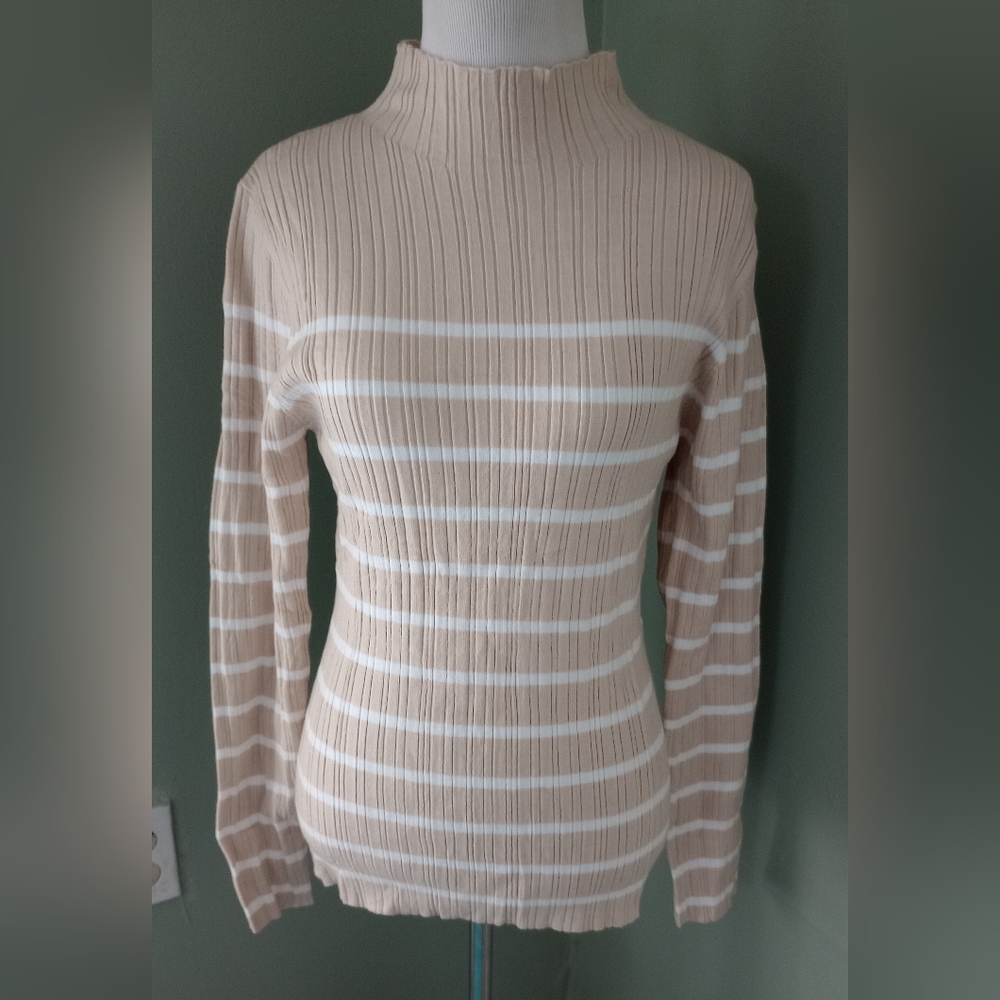 NWT Merokeety Lightweight Beige White Size L Large
